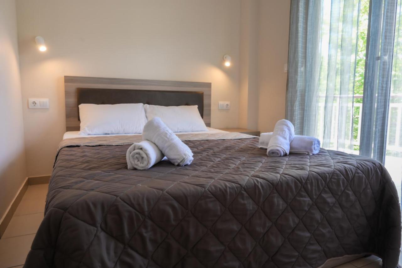 Priona Rooms Paralía Skotínis Eksteriør bilde