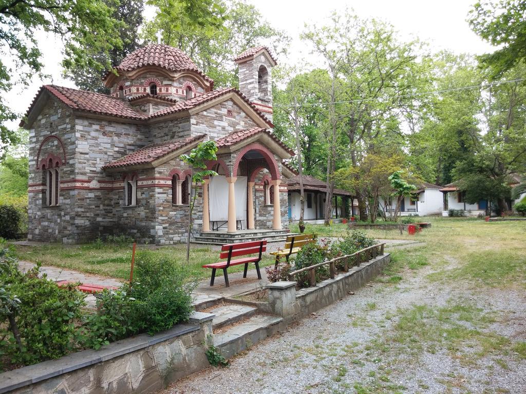 Priona Rooms Paralía Skotínis Eksteriør bilde